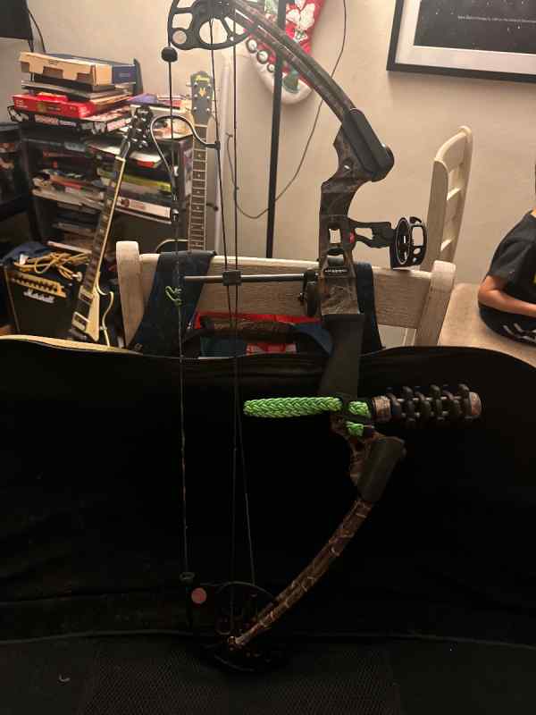 MATHEW’S MISSION COMPOUND BOW