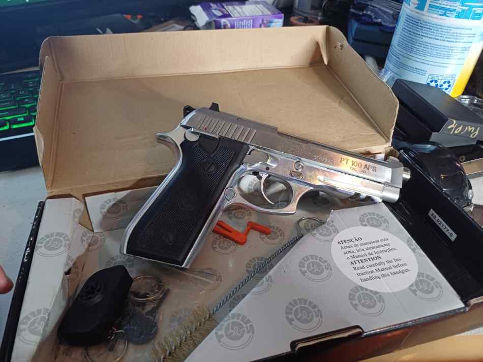 Taurus pt100 polished like new 