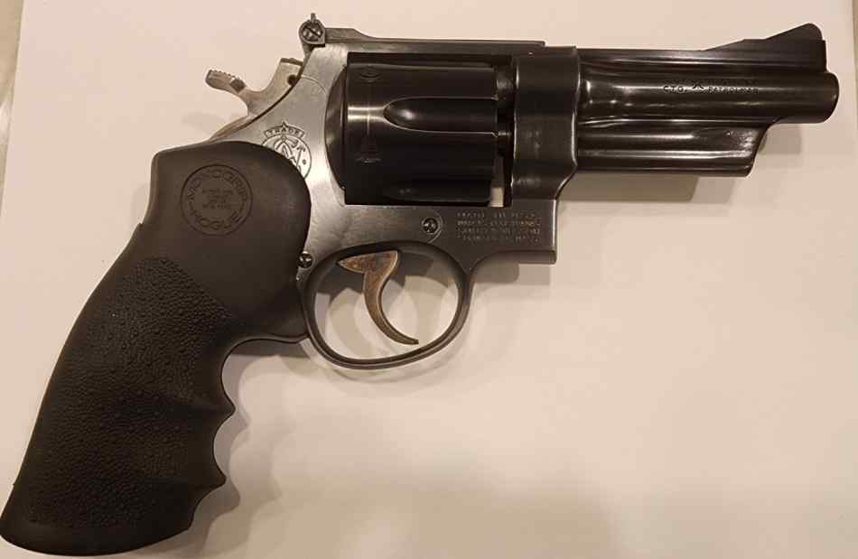 Smith &amp; Wesson 28-2 Highway Patrolman