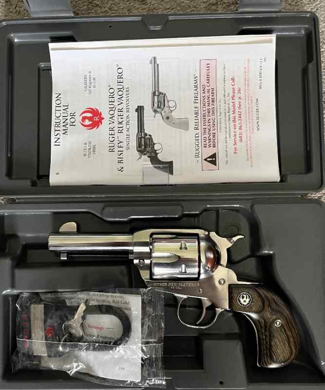 Ruger Vaquero 45LC Birds Grip 