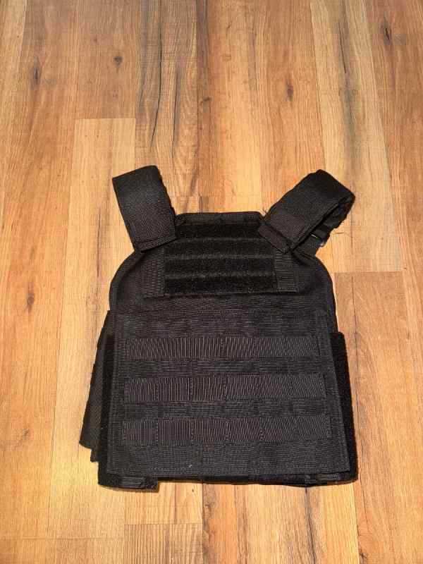 Spartan armory plate carrier with level 3 plates