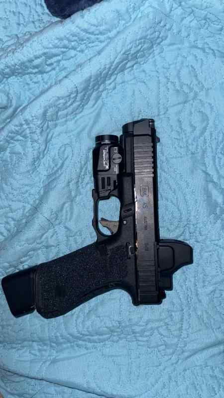 Glock 45 MOS with extras