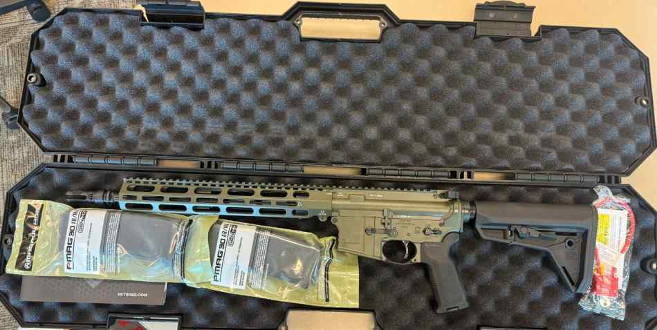 VKTR Industries VK-1 13.7&quot; P&amp;W rifle in FDE