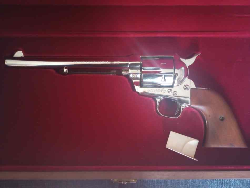 Colt 1873 US Marshals commemorative 