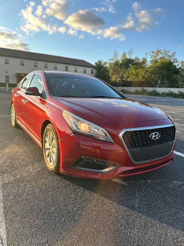 Hyundai Sonata Hybrid SE