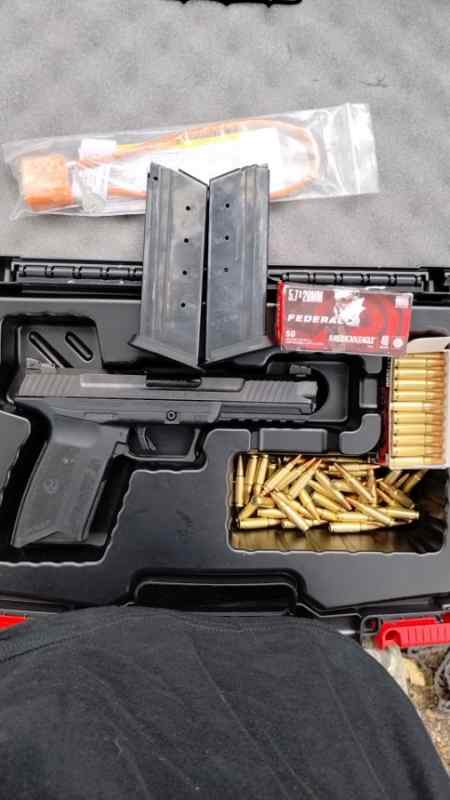 Ruger 57 20+1rd 5.7mm Pistol