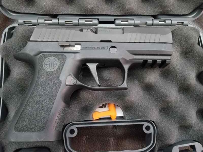 Optic ready p320 9mm x compact sale or trade 