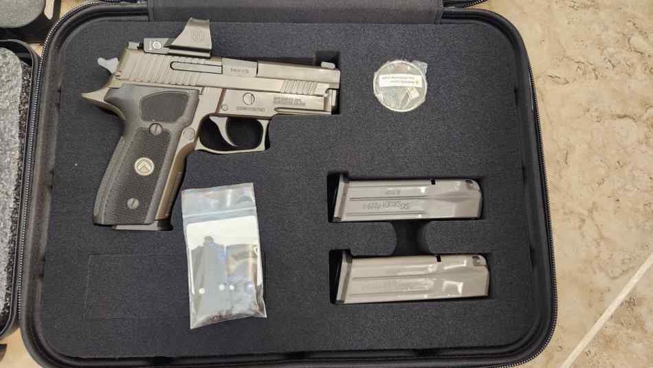 Sig Sauer P229 Legion w/ Romeo 1 Pro