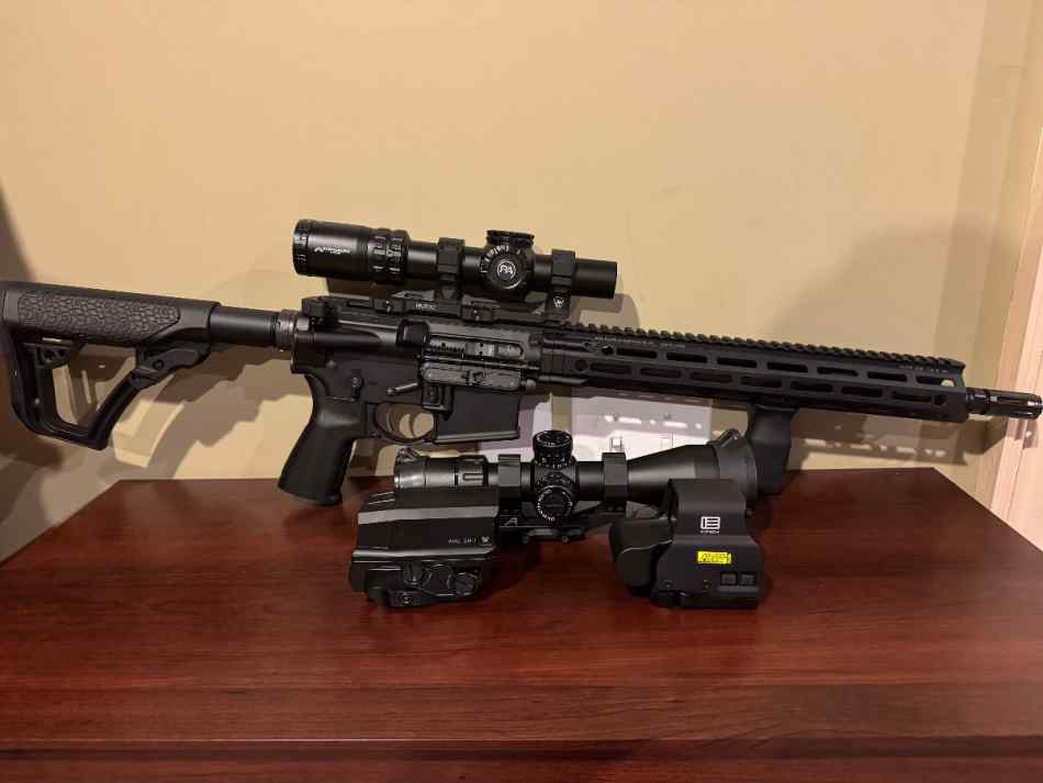 Daniel Defense with choice of optic and furniture 