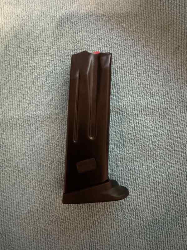 HK USPc/P2000 9mm 10 round magazine