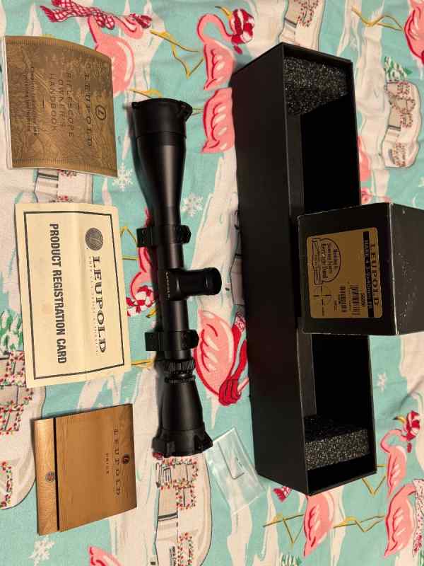 Leupold Mark 4. 3-9X40 PR. As new/ with rings