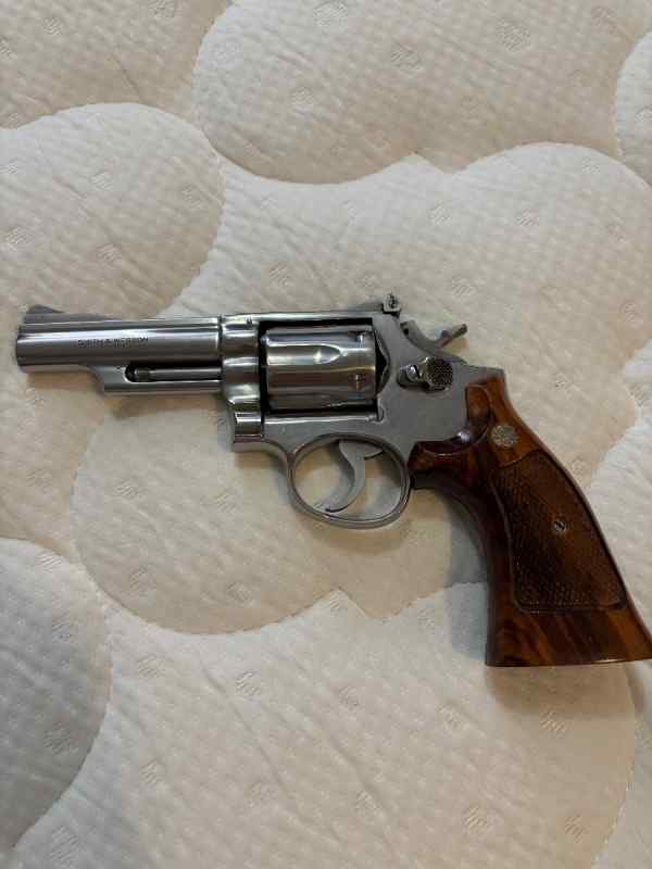 Smith &amp; Wesson Model 66 No Dash