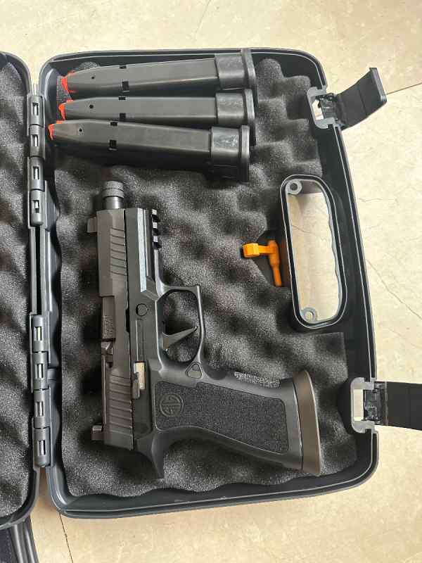 Sig Sauer P320 NEW