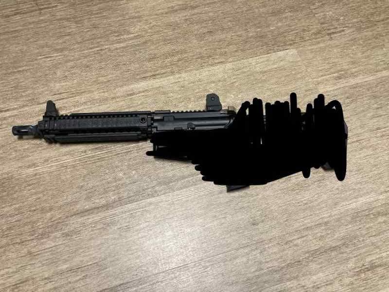 Mk18 upper. Warcomp, DD Sights, radian ch, 