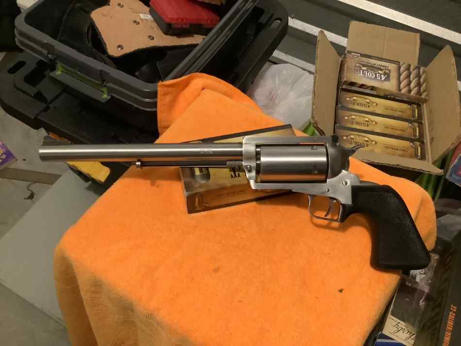 Magnum Research BFR 45-70 Govt 10&quot; 5-Shot BFR45-70
