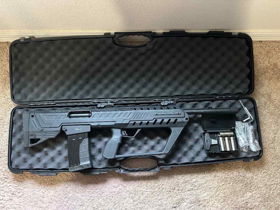 FED-ARMS 12 Gauge Semi Auto Bullpup brand new.