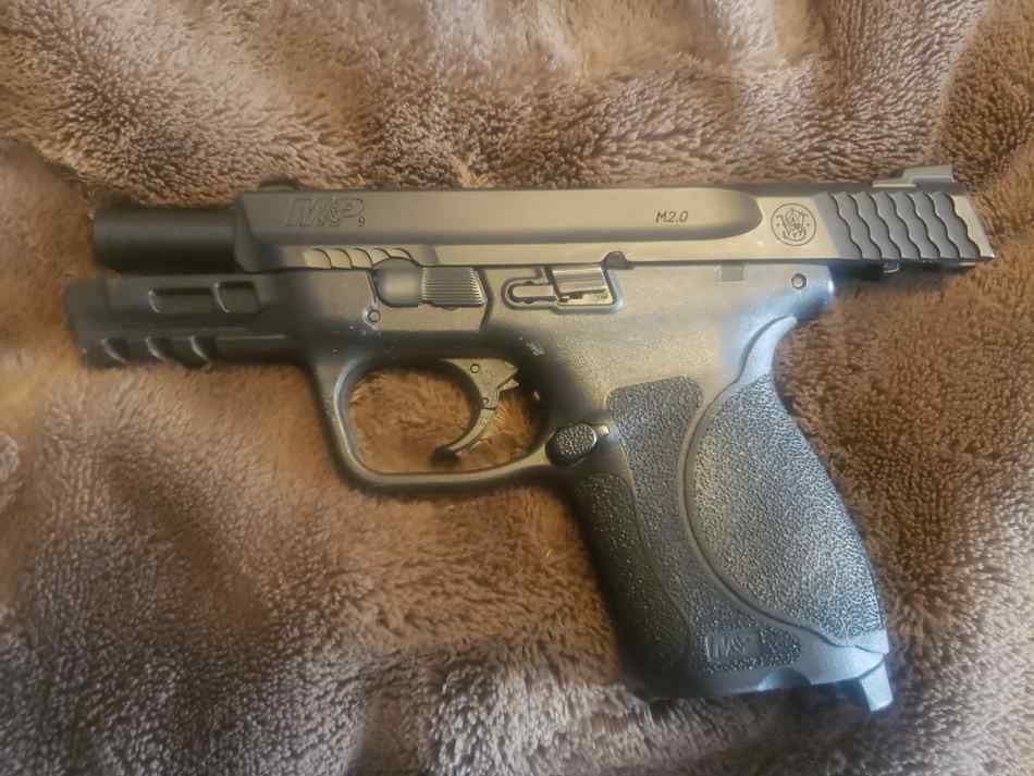 S&amp;W M&amp;P 2.0