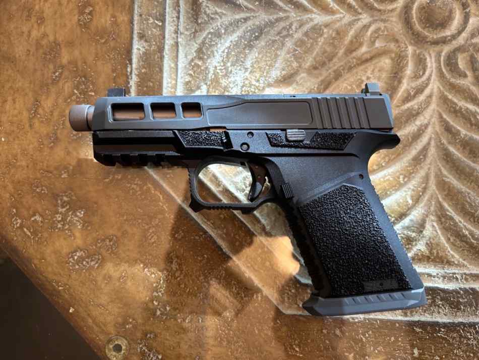 Custom Glock19 Clone