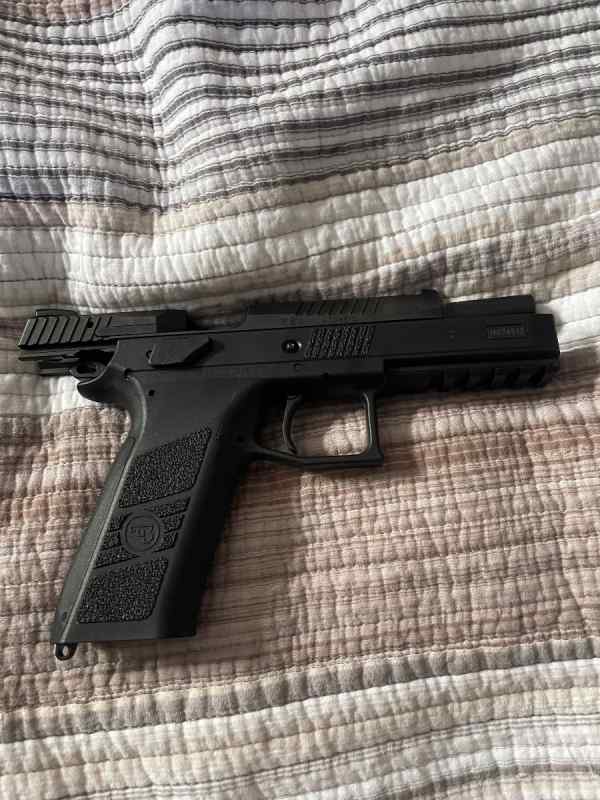 Cz p09