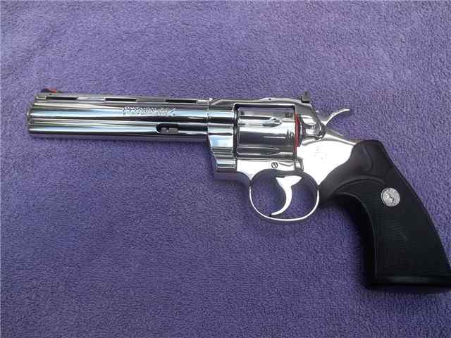 Colt Python 6&quot; Bright Stainless
