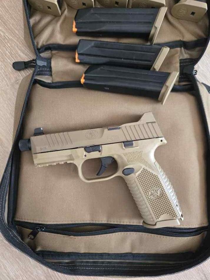 WTS: FN 509 Tactical in FDE, 10 OEM matching mags