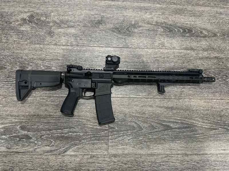 Aero Precision M4E1 - Lightweight AR15