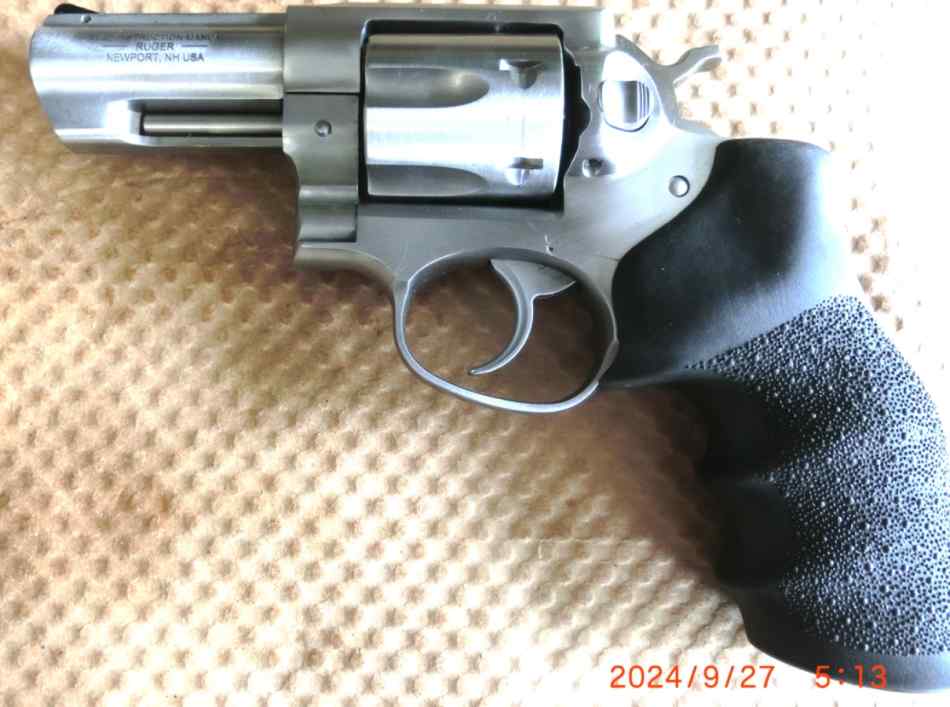 Ruger GP-100 357 Magnum  6 rounds