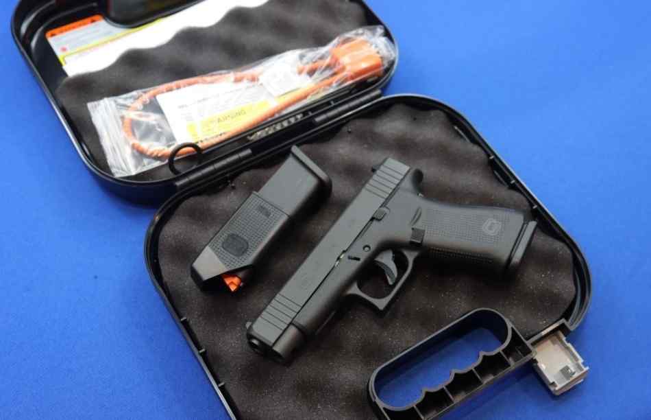  Glock Model G48 semi automatic in 9mm 