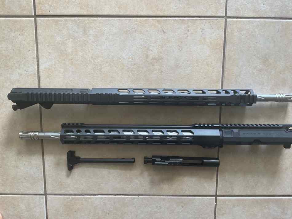 Spikes Tactical AR15 Complete Upper SS 18” *NEW*