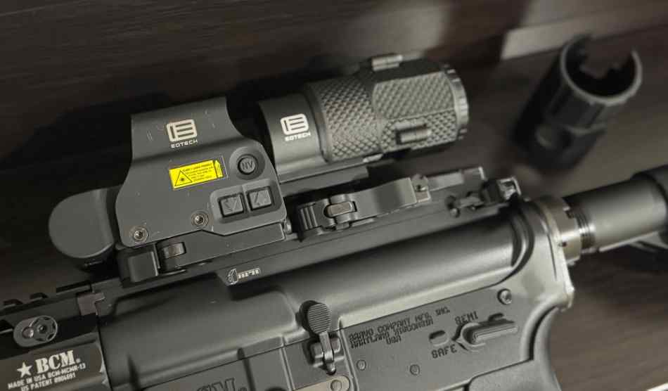 EOTECH EXPS-0 with G45 Magnifier