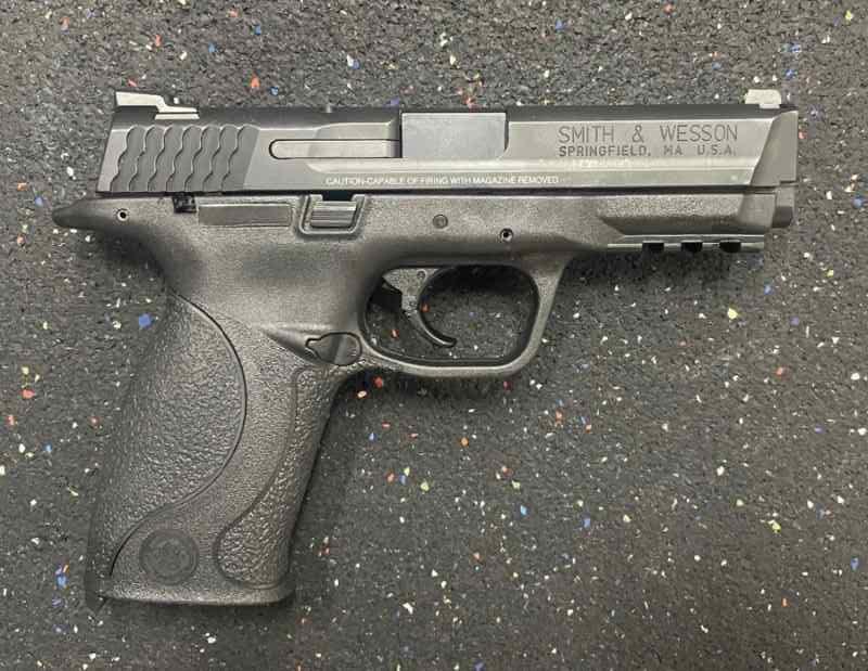 Smith and Wesson M&amp;P 9mm