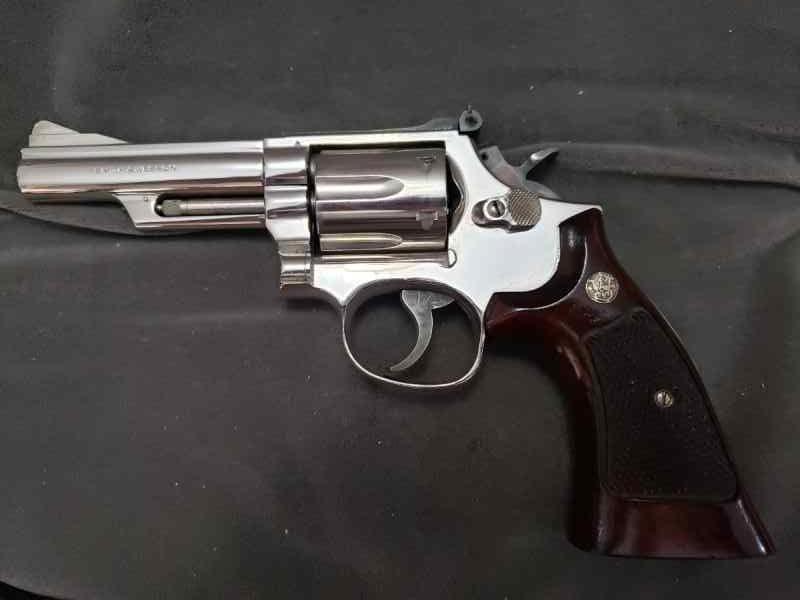 S&amp;W Mod 19-4 Nickel in Ex Cond NO SALES TAX $999.