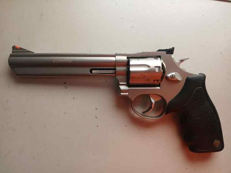 Taurus  357 Magnum 