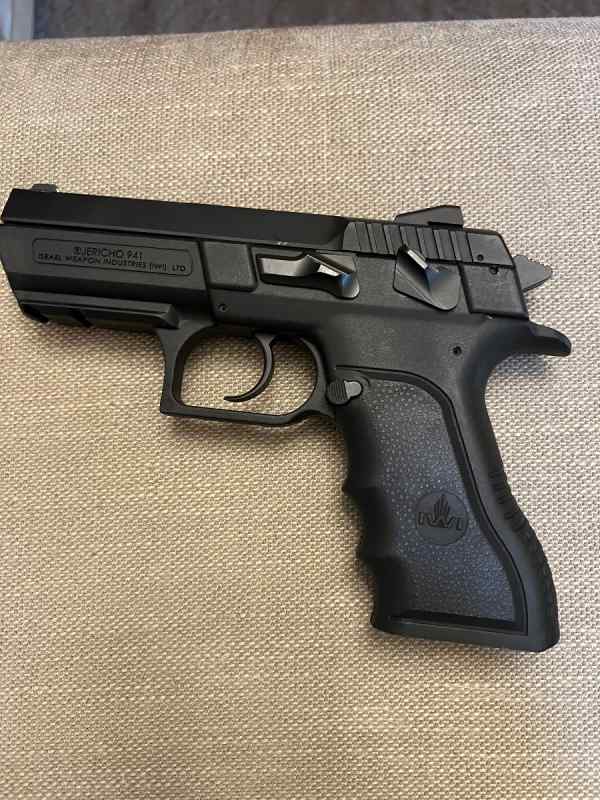 IWI Jericho 941 9 mm