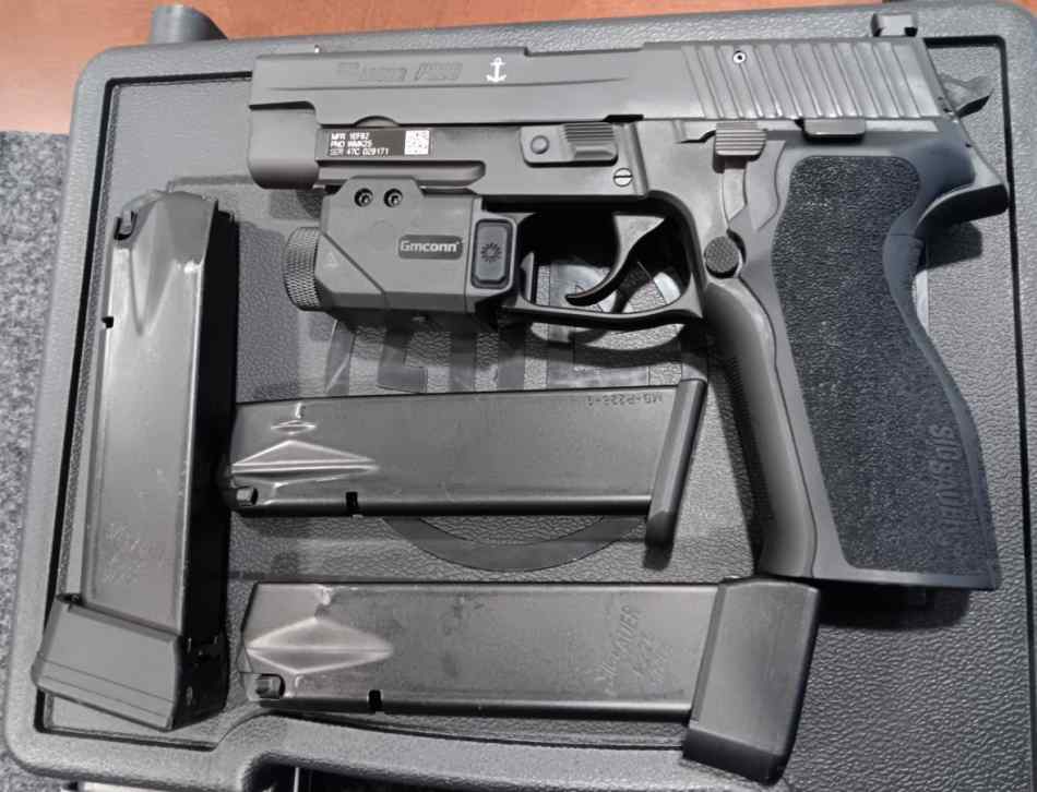 p226 mk25 (1).jpg