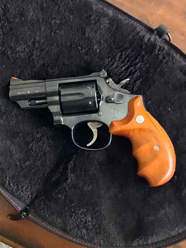 SMITH &amp; WESSON 357 COMBAT MAGNUM