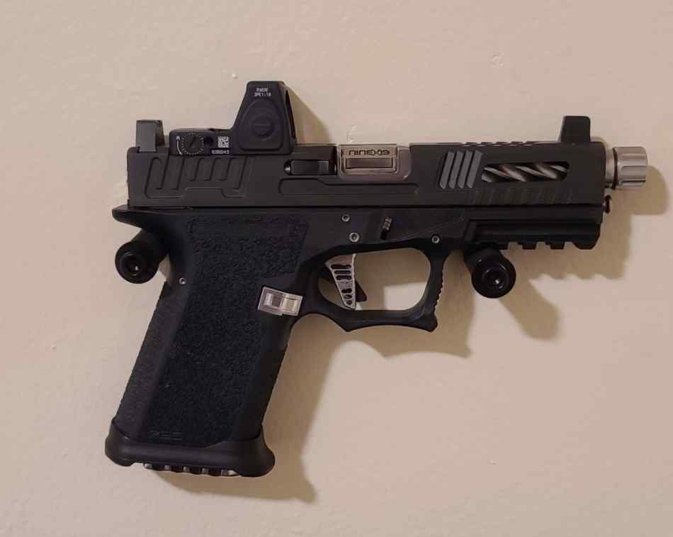 P80 Gucci glock