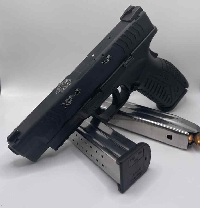 Springfield Armory XDM9 9mm pistol 