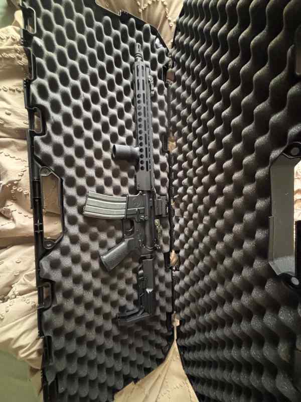 Radical Firearms RF-15 (AR-15, 5.56 NATO)