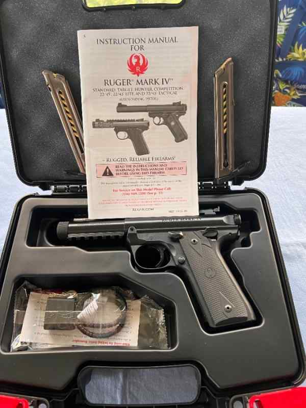 Ruger Mark IV  22/45   Tactical  22LR