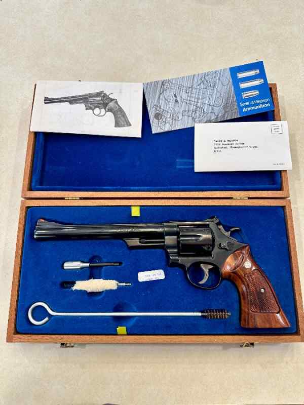 Smith &amp; Wesson model 29-2