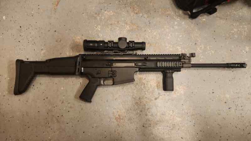 SCAR 17 S