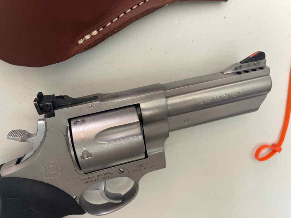 taurus3.jpg