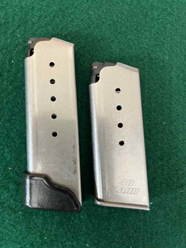 Kahr 40 Mags.jpg