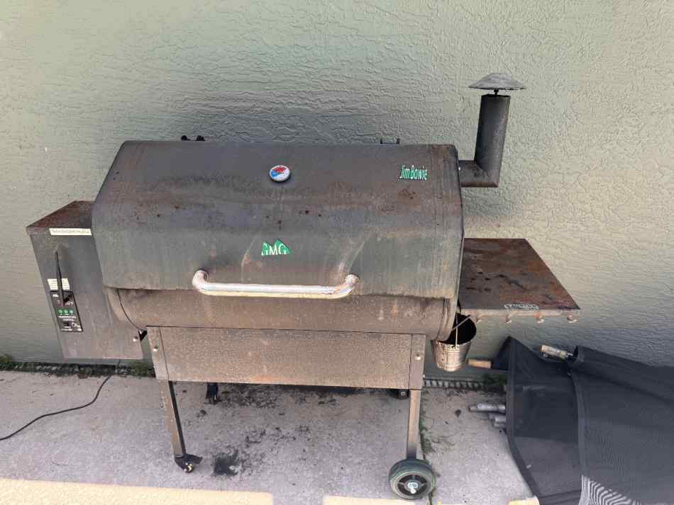 Green mountain grill smoker