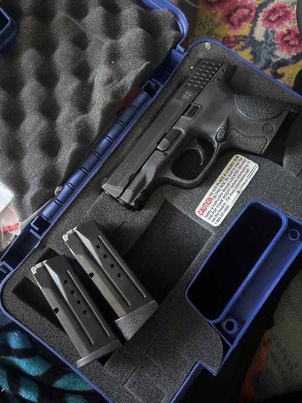 Smith &amp; Wesson M&amp;P9C 