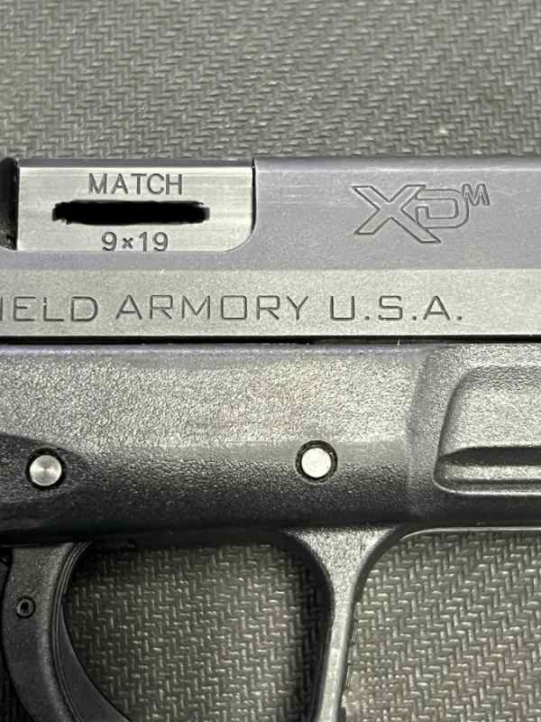 XDM94.jpg