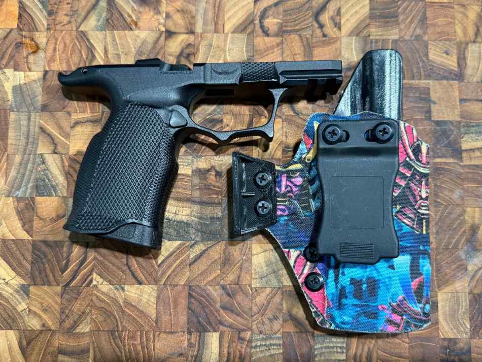 SIG P365 METAL ICARUS XL GRIP MODULE AND HOLSTER