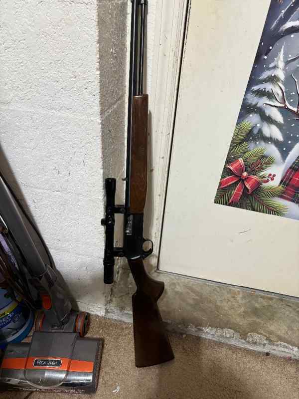 Browning BAR semi auto 22 l.r.