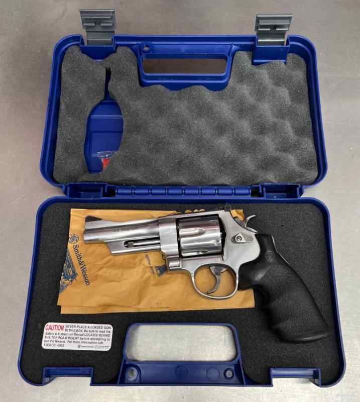 S&amp;W 629-5 Mountain Gun 4&quot; SS 44 Magnum No Lock!